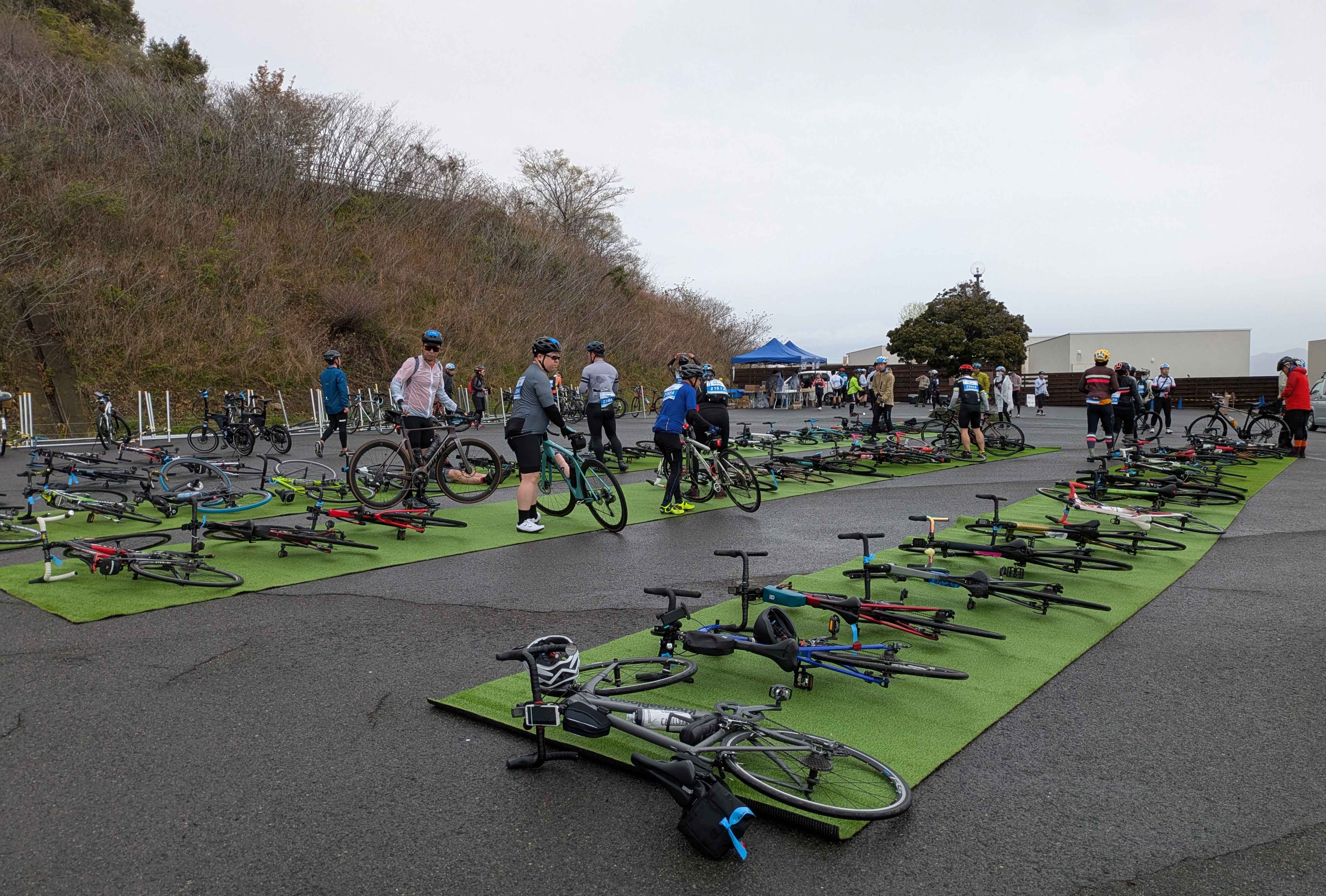 シトラスパーク瀬戸田は、4月13日に開催された「グラン・ツール・せとうち2025」をエイドステーションとして応援しました